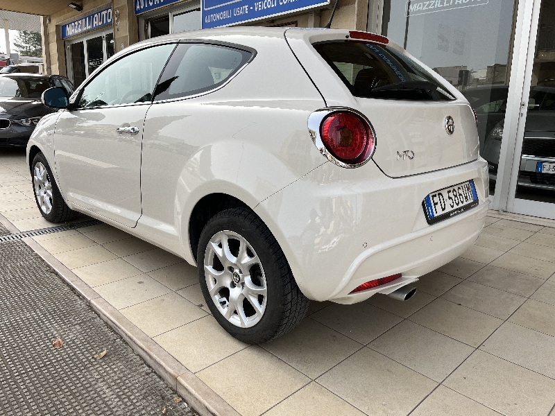 Alfa Romeo Mito 1.4 80cv Distinctive Neo patentati