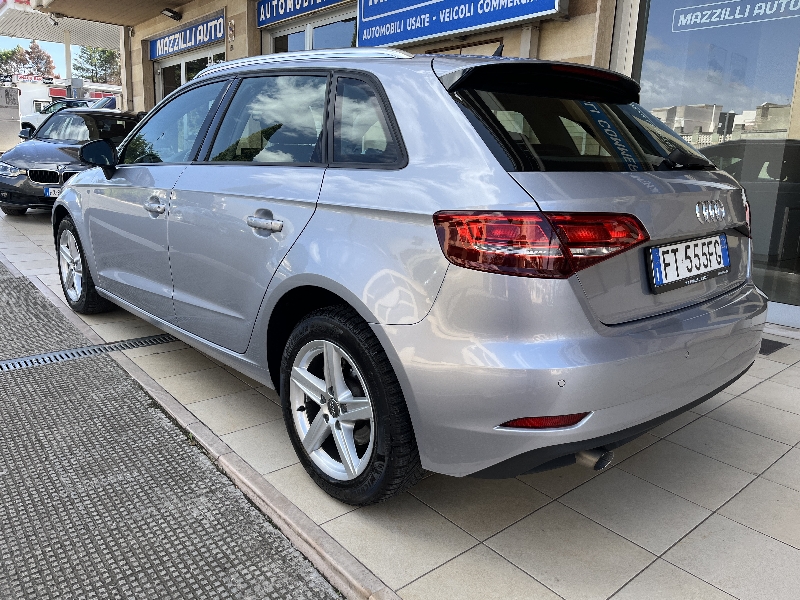 Audi A3 Sportback 30 1.6 tdi 116cv s- tronic business