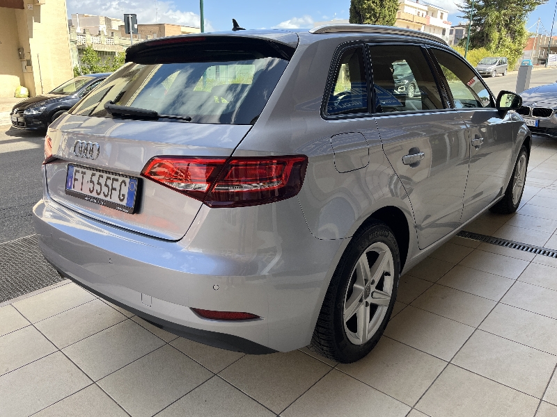 Audi A3 Sportback 30 1.6 tdi 116cv s- tronic business