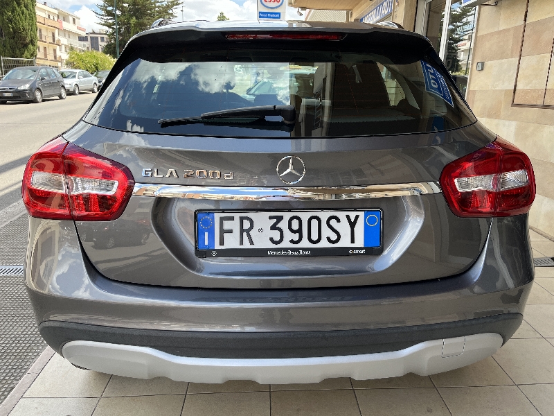 Mercedes GLA 200 d Business Aut.