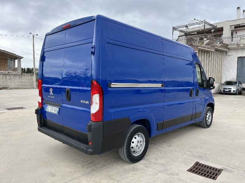 Peugeot Boxer 333 L2H2 2.2 Bluehdi140cv