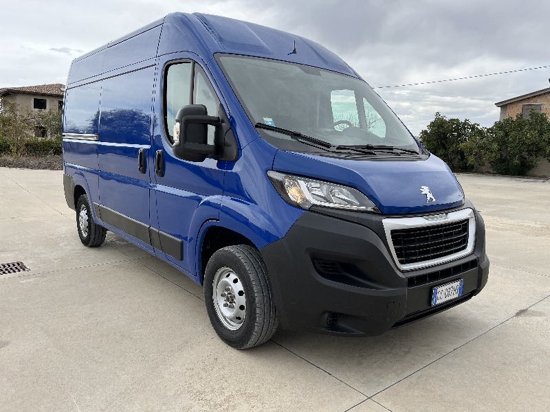 Peugeot Boxer 333 L2H2 2.2 Bluehdi140cv