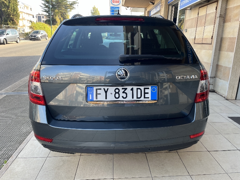 Skoda Octavia Wagon 1.6 tdi 115cv executive